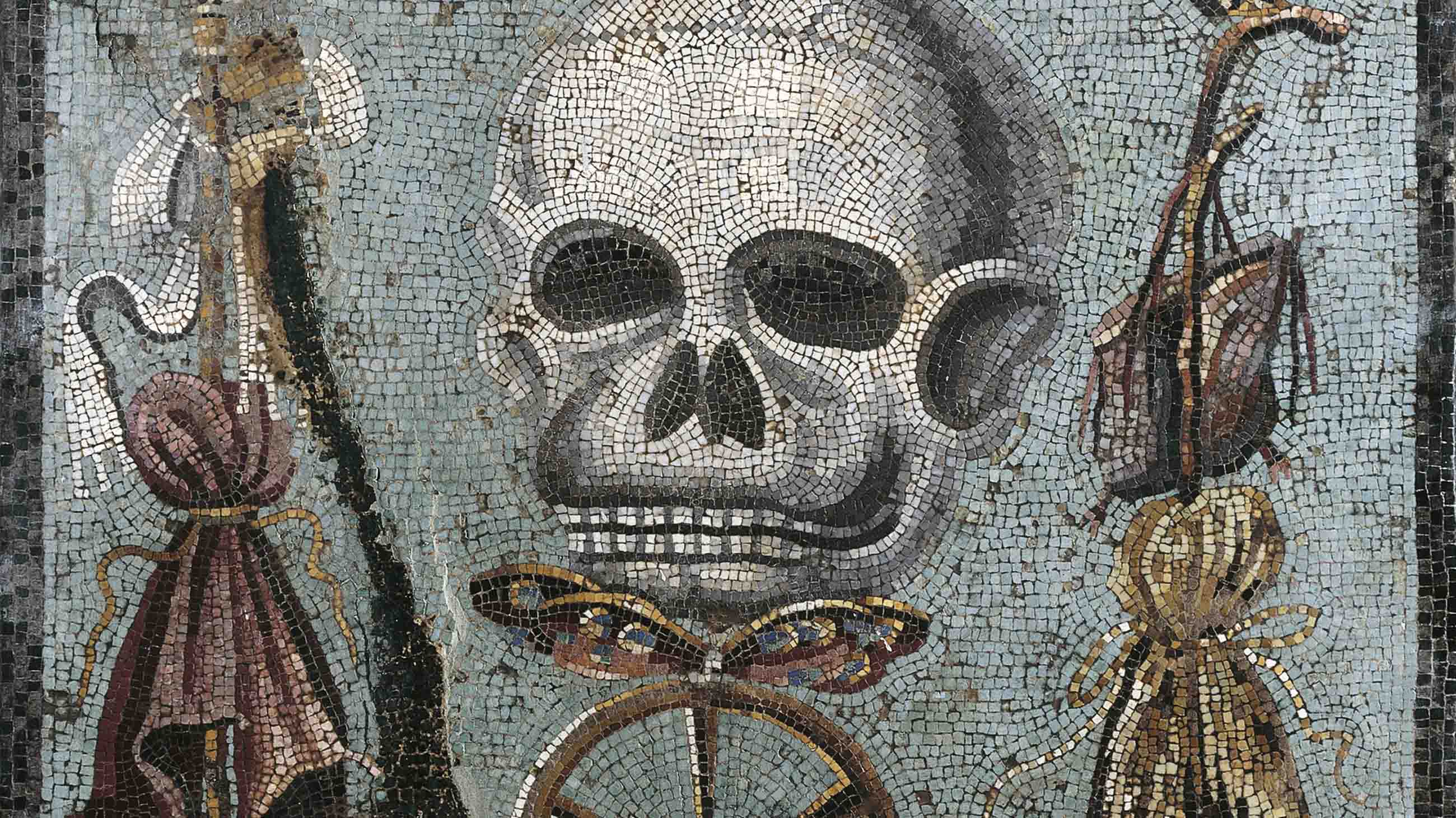 UNSPECIFIED - CIRCA 1999:  Roman civilization, 1st century A.D. Memento mori with skull and plumb-rule. Second style opus vermiculatum mosaic. From Pompei, Workshop I.  (Photo By DEA / L. PEDICINI/De Agostini/Getty Images)