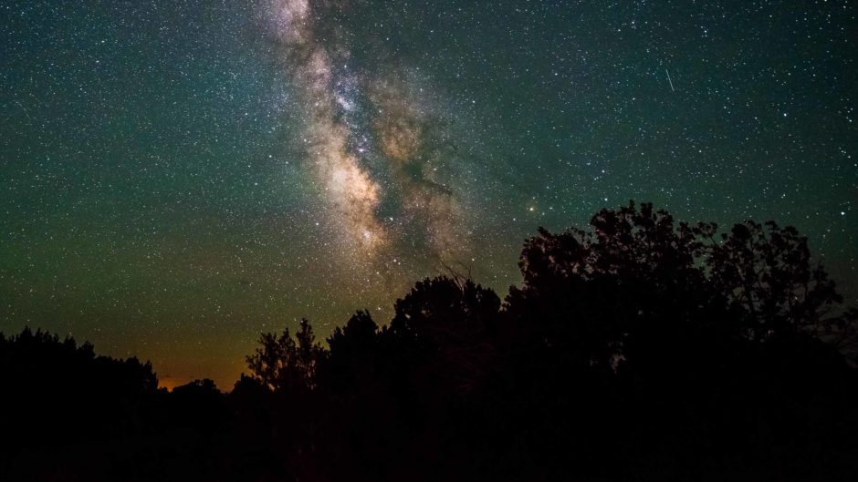 As Light Pollution Spreads, Parks Become Stargazing Sanctuaries