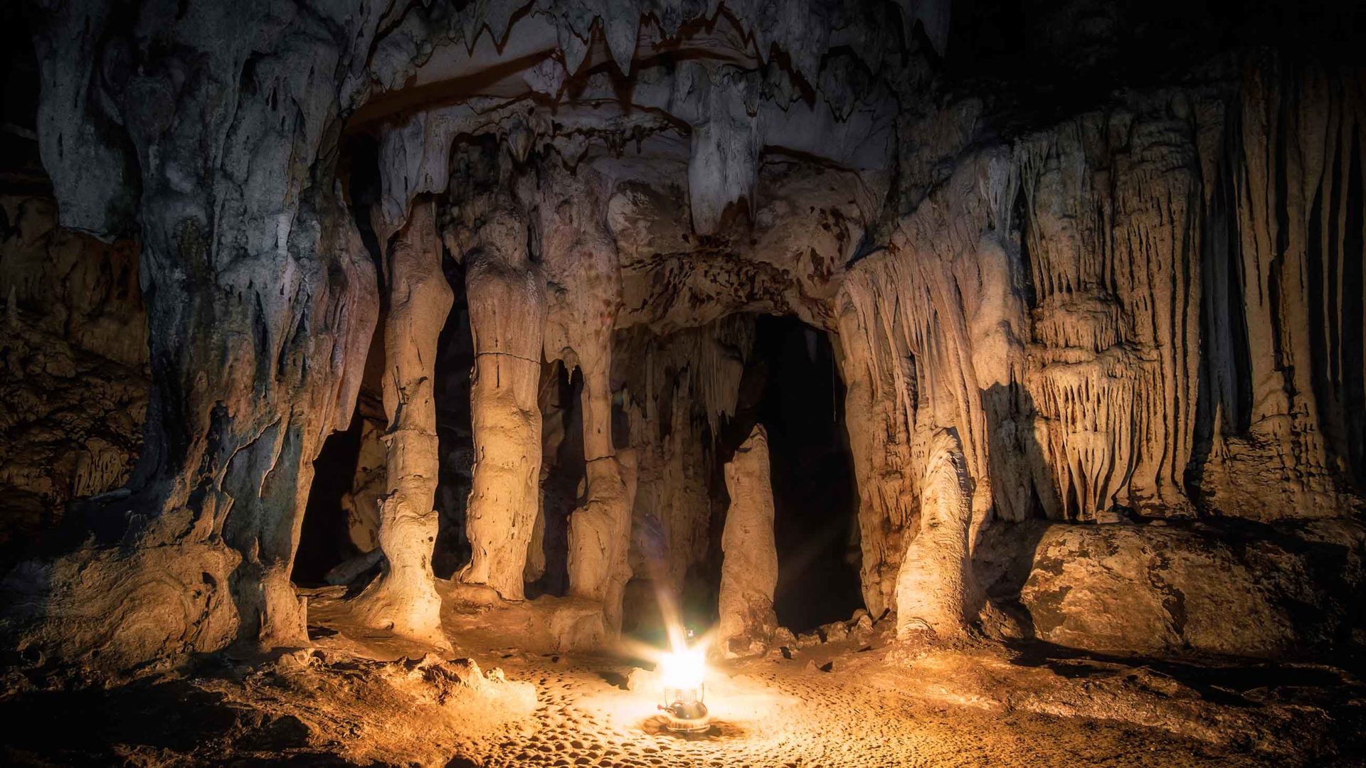 Inside Nam Lod cave, Pang Mapha, Mae Hong Son, Northern Thailand