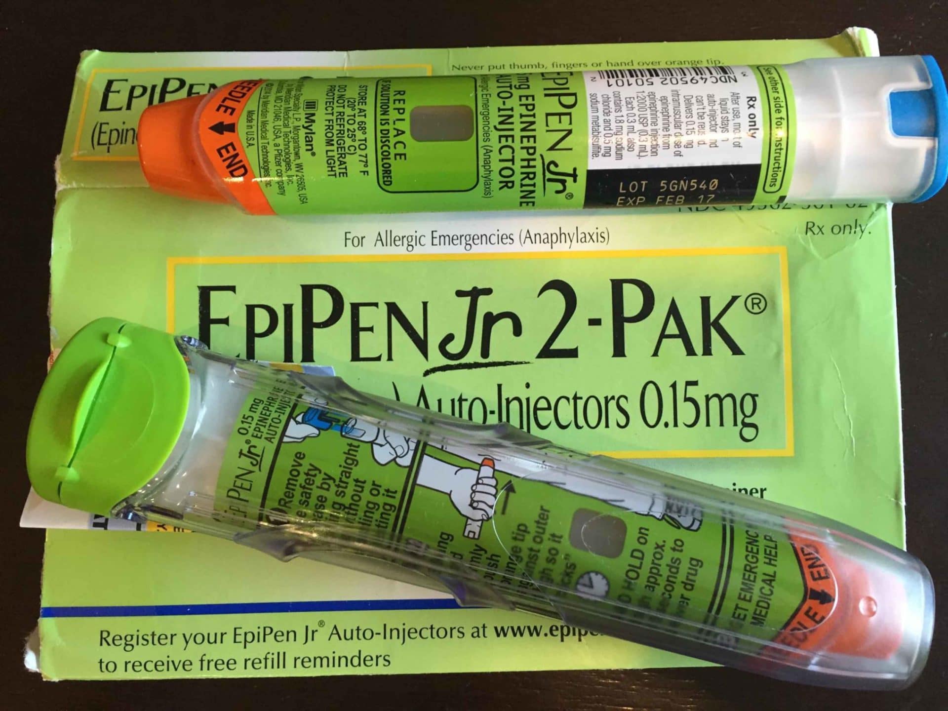 How And When To Safely Give Babies Peanut Butter? Allergists Explain. :  Shots - Health News : NPR