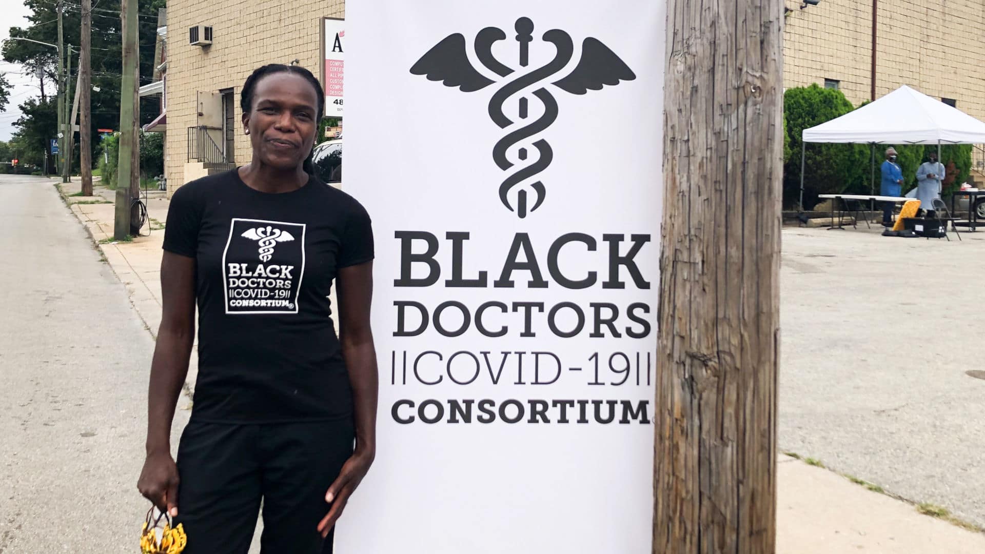 Dr. Ala Stanford visits a Black Doctors
Consortium testing site in
Darby, Pennsylvania, on September 9, 2020.