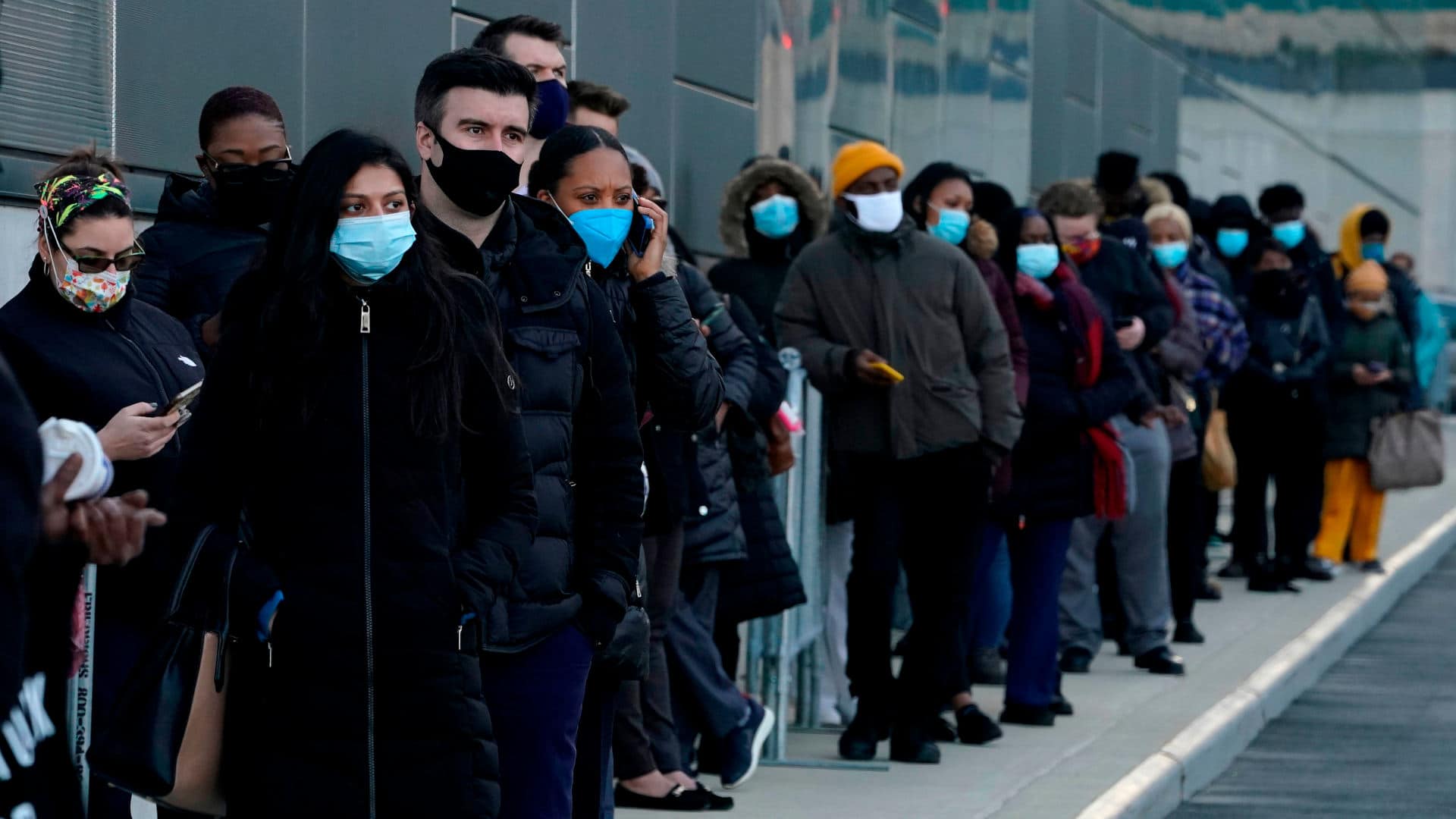 An early line forms at the Jacob Javits Convention Center Covid-19 vaccination hub on March 4, 2021 in New York City.