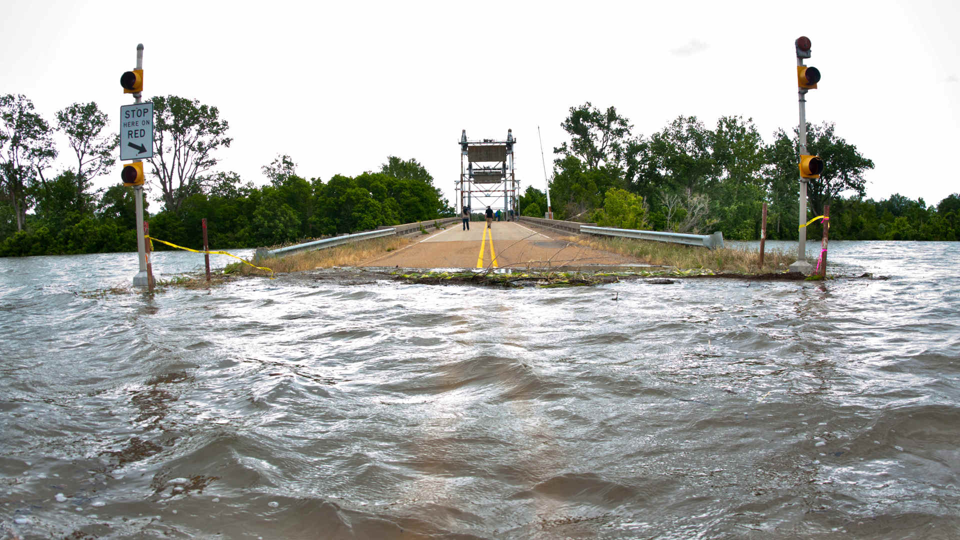 Mississippi River floodwaters pushed into the Yazoo River, flooding 4,000 acres and damaging corn crops in 2011.