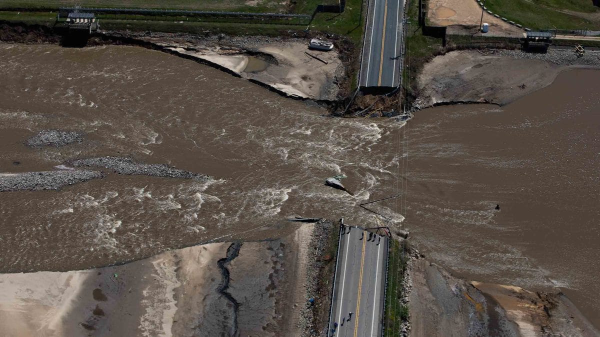 For Thousands of Dams Facing Climate Impacts, an Uncertain Fate