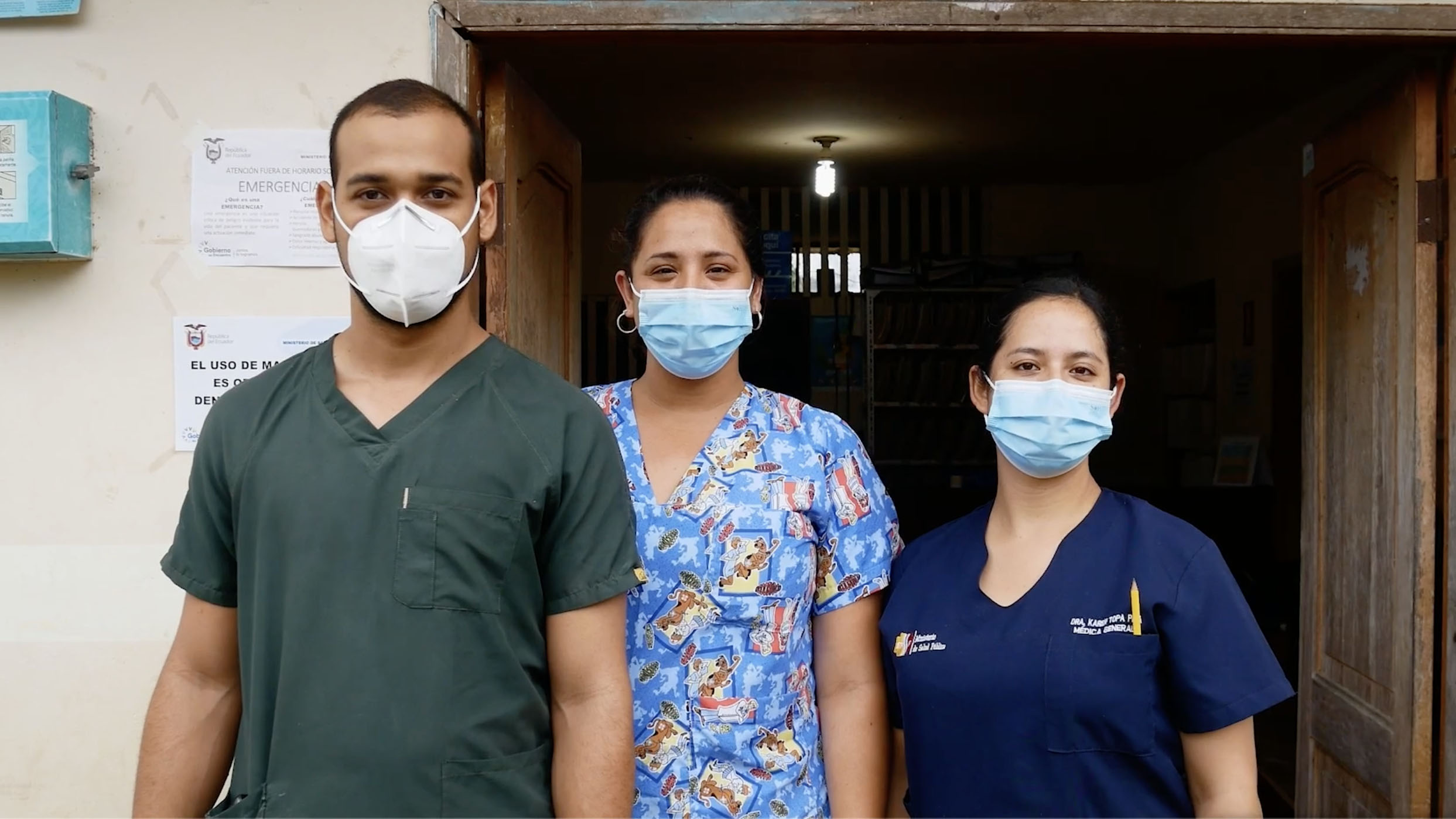 Health care staff in a remote clinic struggle to provide pandemic resources for their patients. VISUALS: Kata Karath for Undark