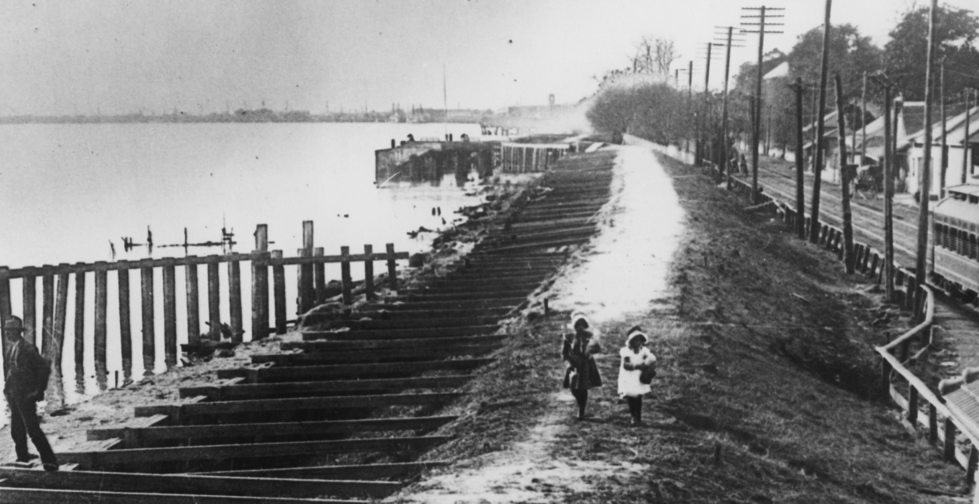 A levee on the Mississippi River in Louisiana, during the Great Mississippi Flood of 1927.