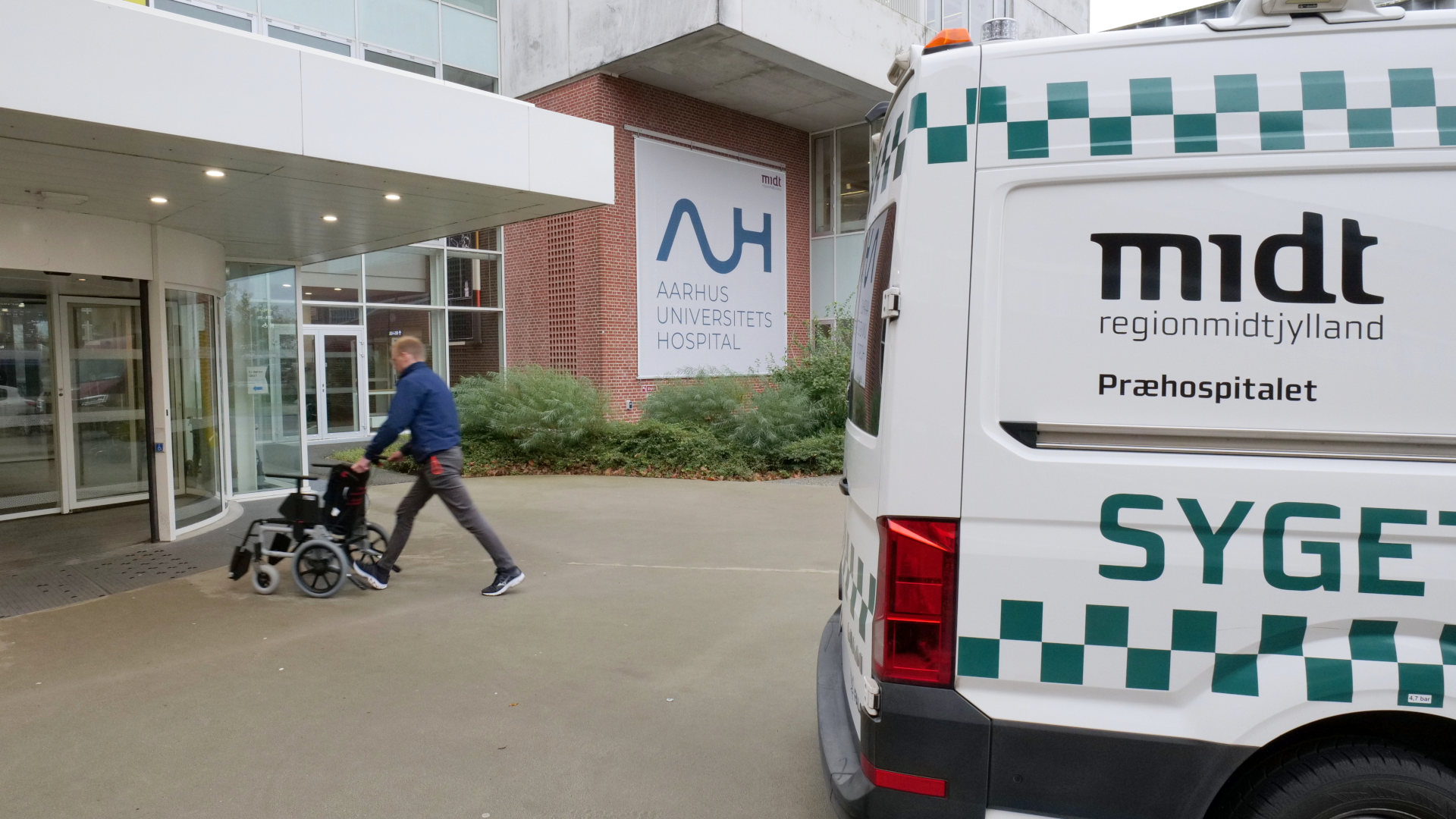 What the Dutch Can Teach Us About Paying for Health Care